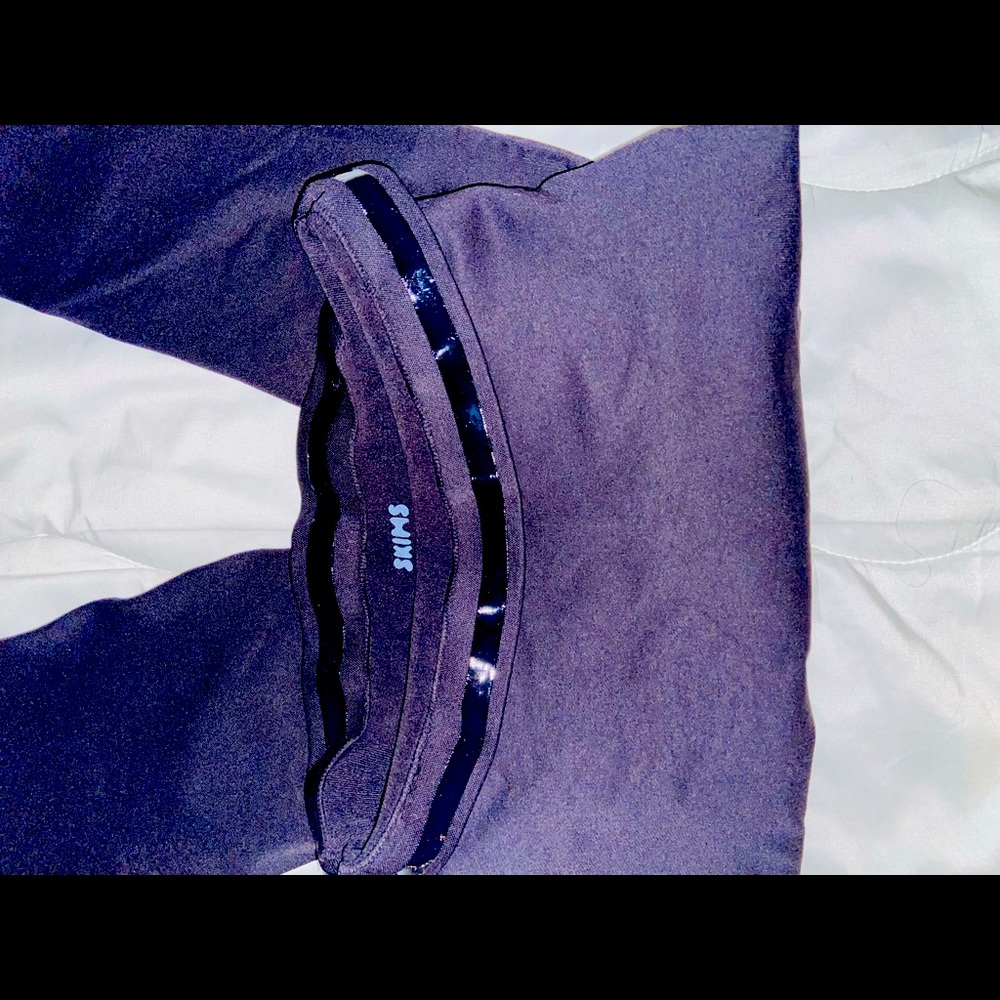 COPY - SKIMS seamless tights Onyx, 2/3. Out of package never worn.